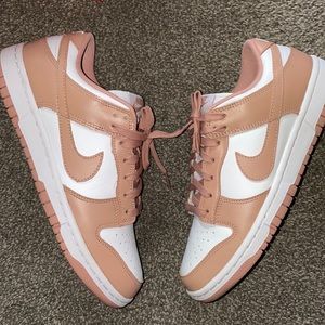 Womens rose whisper dunk low